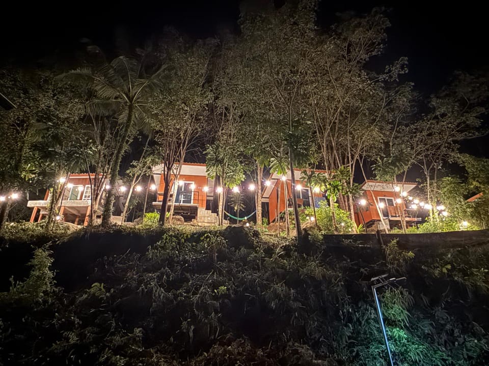 Mangrove bungalow & restaurant Bed and Breakfast in Trat Changwat