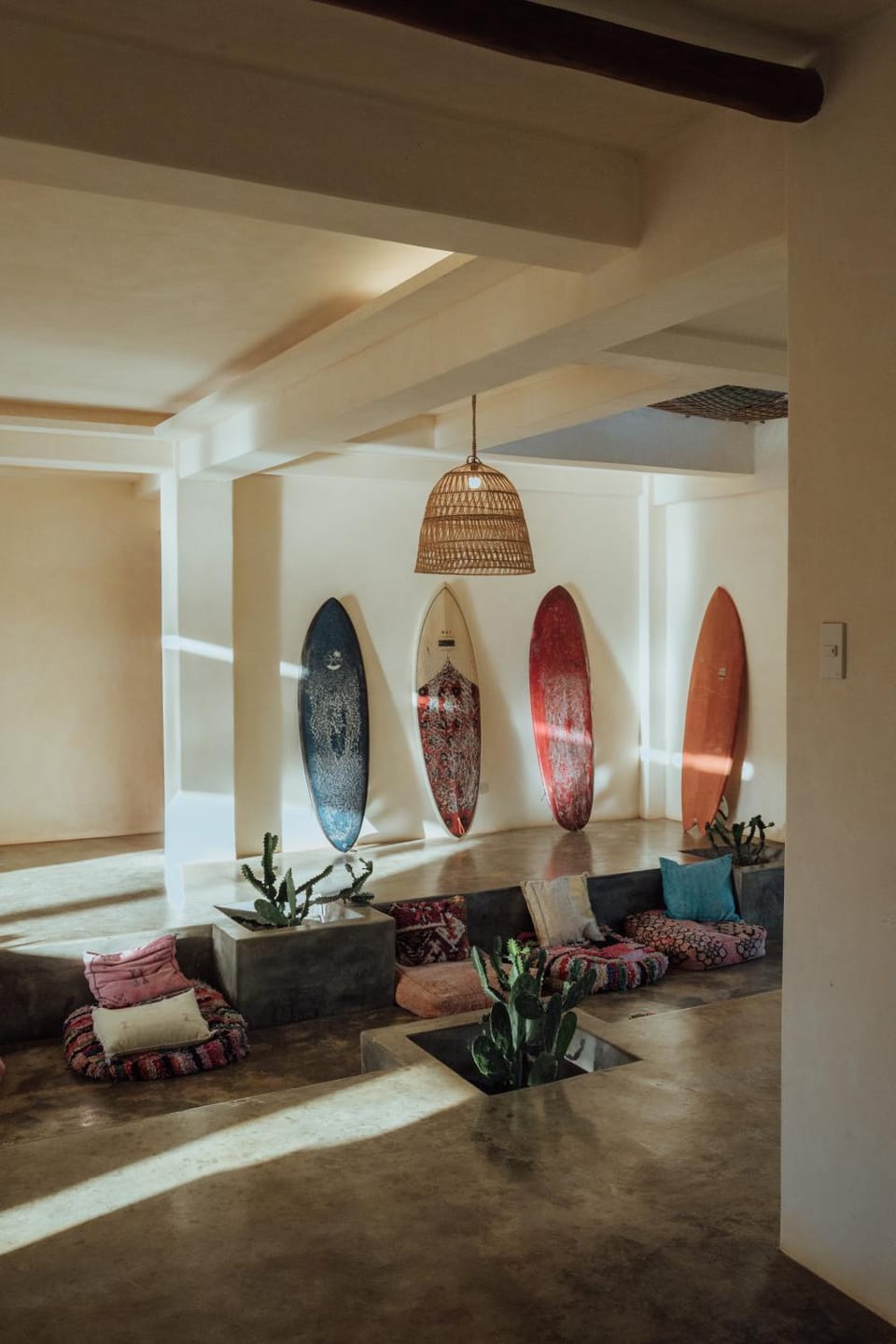 Communal lounge/ TV room, Living room, Seating area