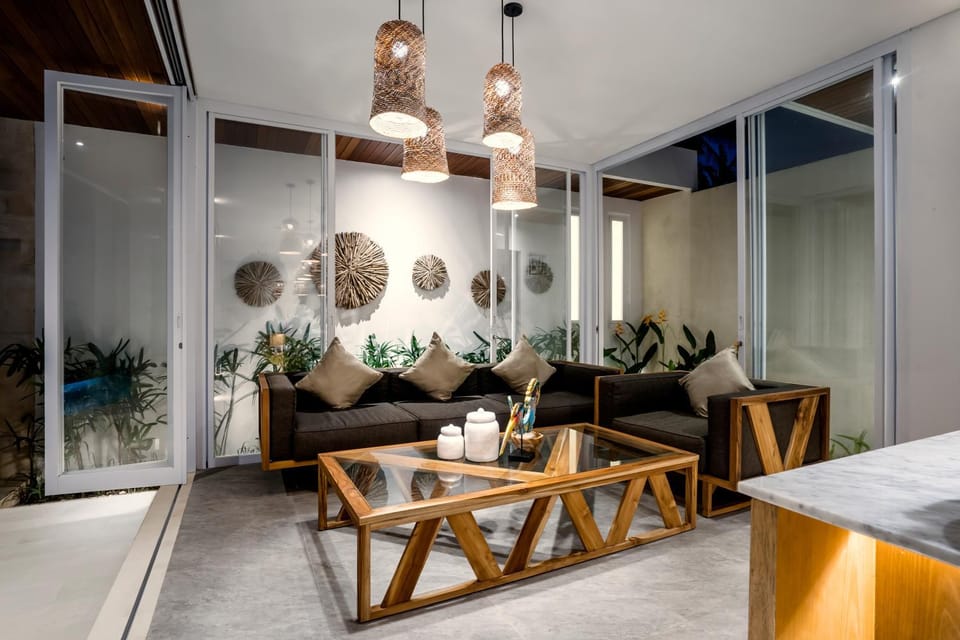 Living room, Seating area