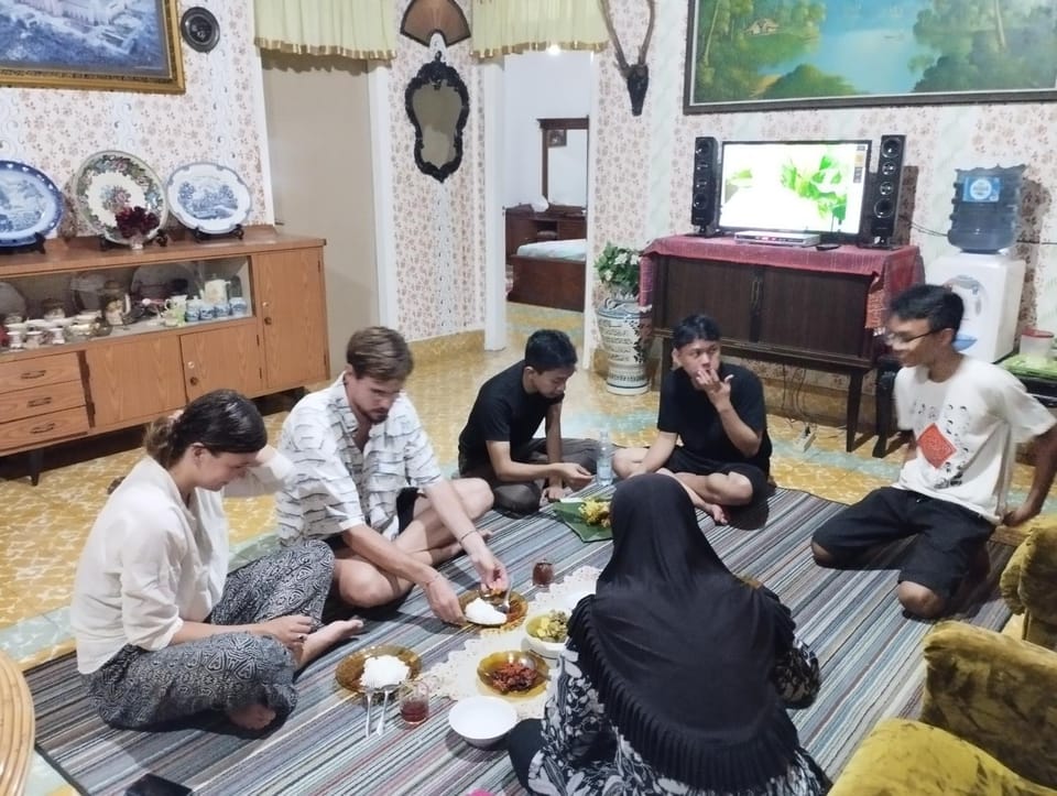 Hasbi Homestay Syariah Vacation rental in West Sumatra, Indonesia