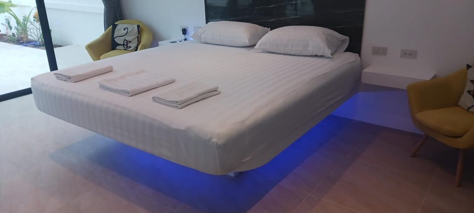 Bed, Bedroom