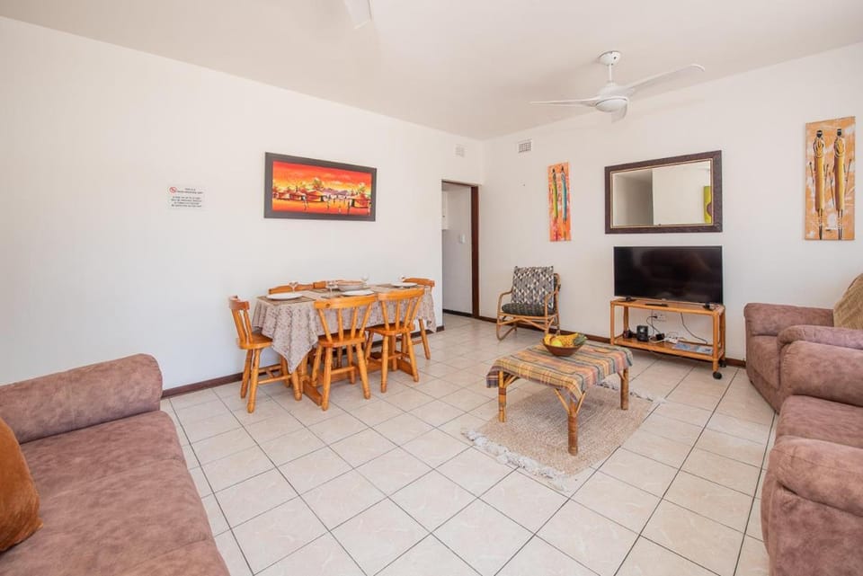 DUBANTRY 8 Apartment in Margate
