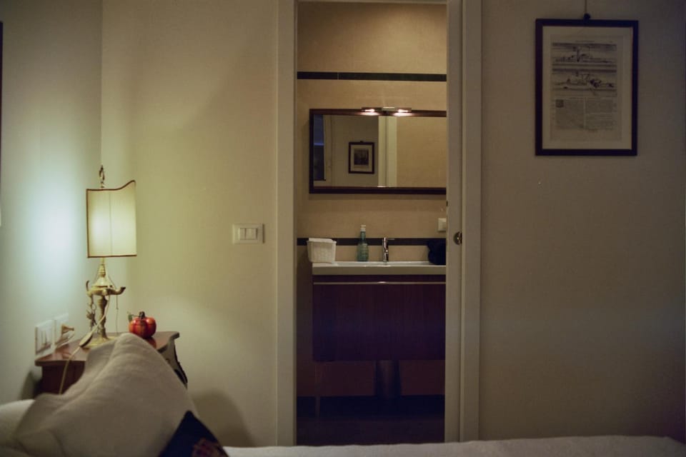 Bathroom, towels