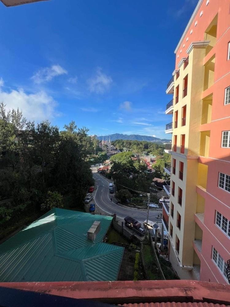 88Minesview LODGE By SUNTRUST CONDOMINIUM Apartment in Baguio
