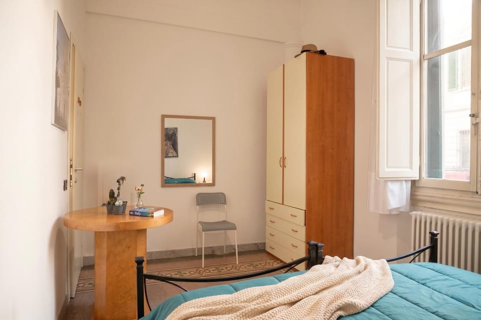 Luxury Bi-locale San Niccolò Wi-fi Apartment in Florence