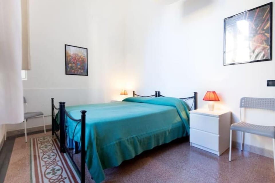 Luxury Bi-locale San Niccolò Wi-fi Apartment in Florence