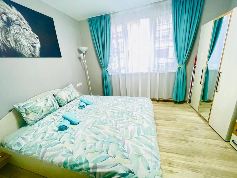 Bed, Photo of the whole room, Bedroom, wardrobe
