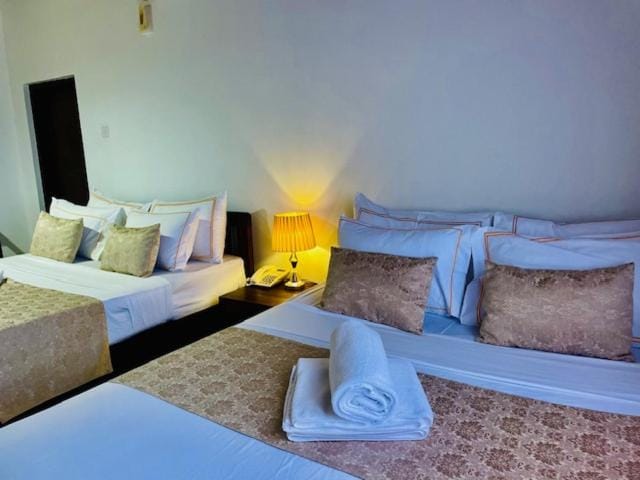 Muduna Walawwa Resort Hotel in Kandy