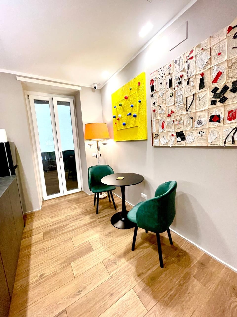 LUCRINO 45 by Ale Bed and Breakfast in Rome