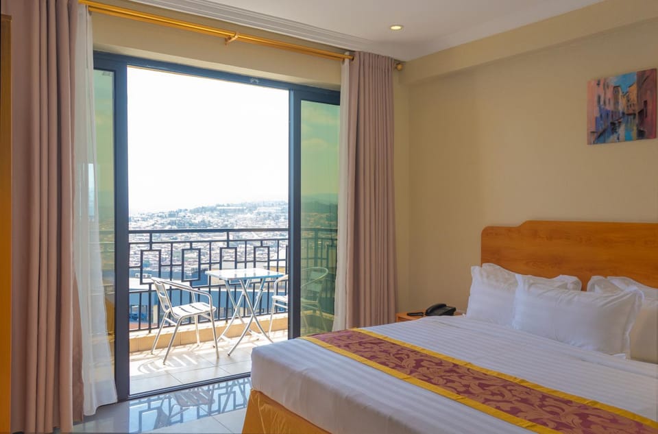 Bed, Natural landscape, View (from property/room), Balcony/Terrace