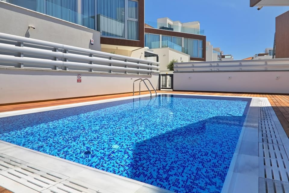 Day, Pool view, Swimming pool, Swimming pool, sunbed