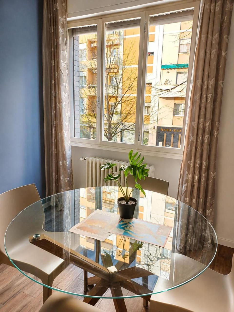 View (from property/room), Living room, Seating area