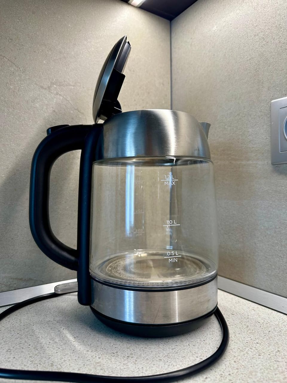 Coffee/tea facilities, Kitchen or kitchenette