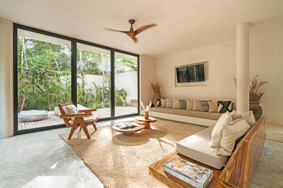 Casa Areca, Awarded Architectural Villa located in a secured gated community, with Concierge services Villa in State of Quintana Roo