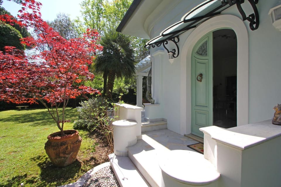 Garden, On site