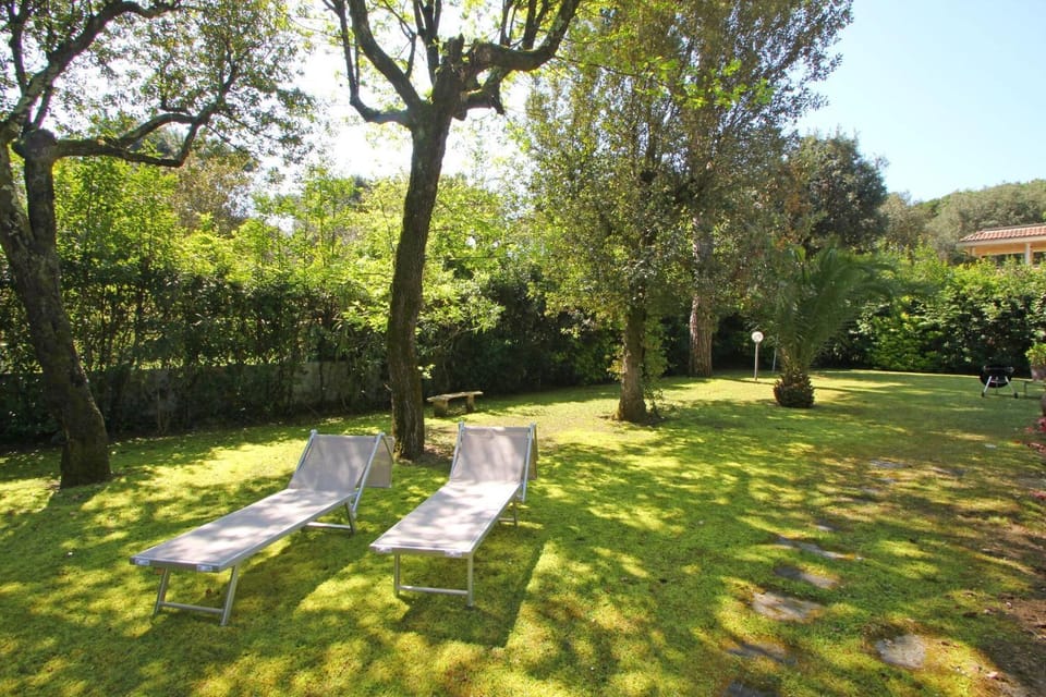 Garden, On site