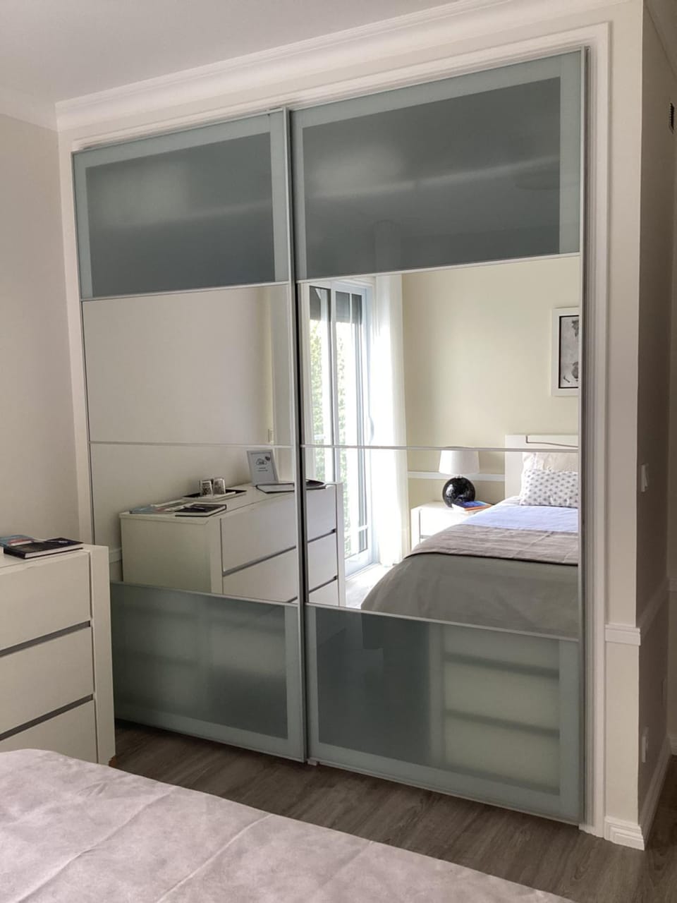 Bed, Photo of the whole room, Bedroom, wardrobe