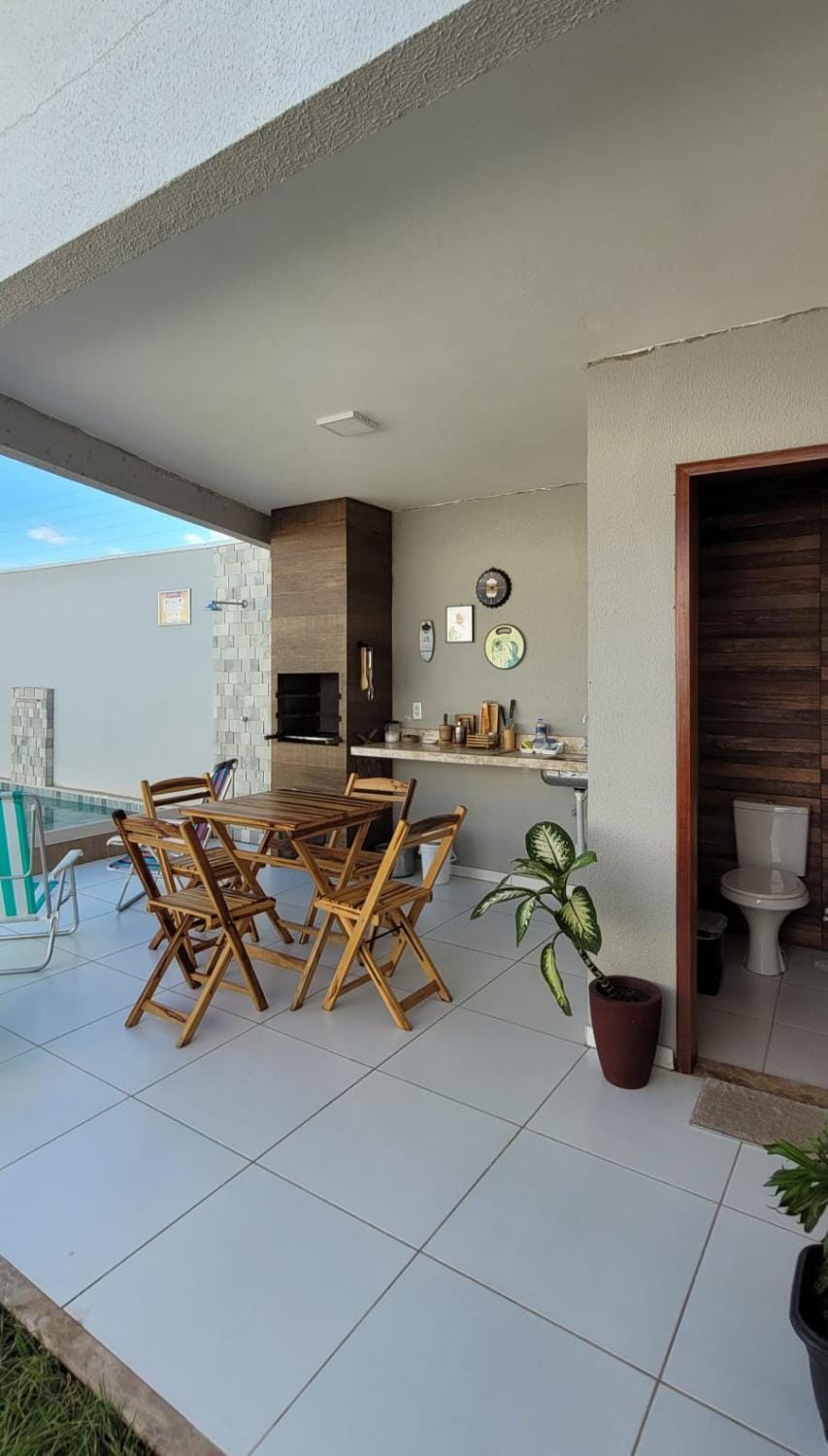 Shower, BBQ facilities, Bathroom, Swimming pool
