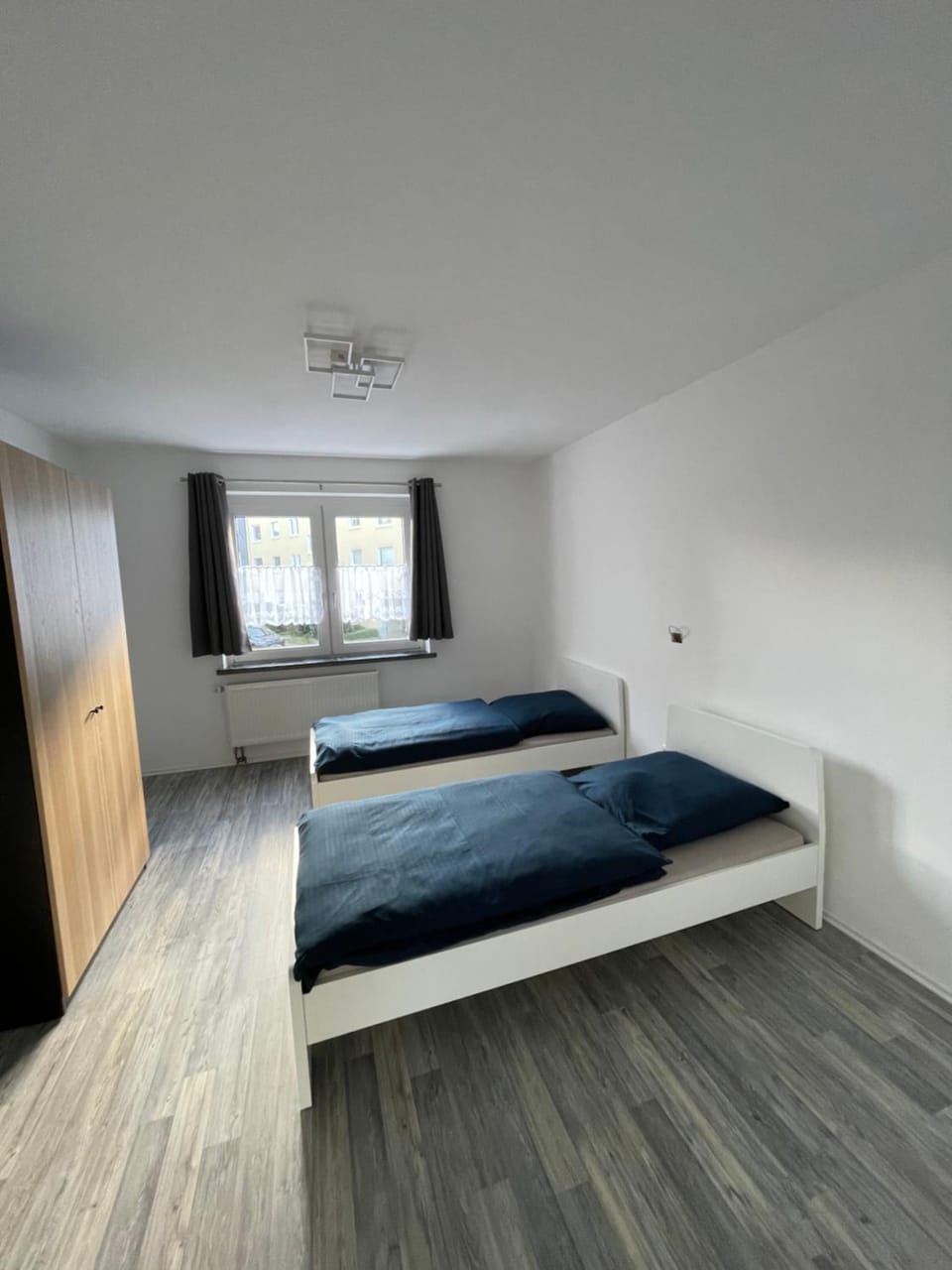 estrella24 LIVING ROOMS Chicago Apartment in Wuppertal