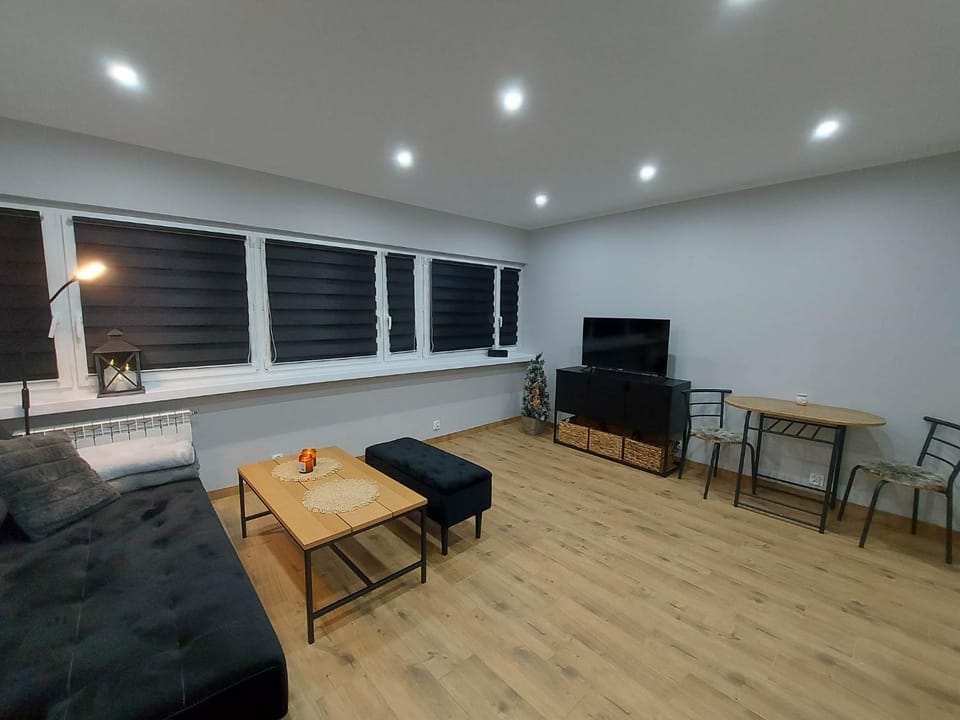 Communal lounge/ TV room, TV and multimedia, Living room, Seating area