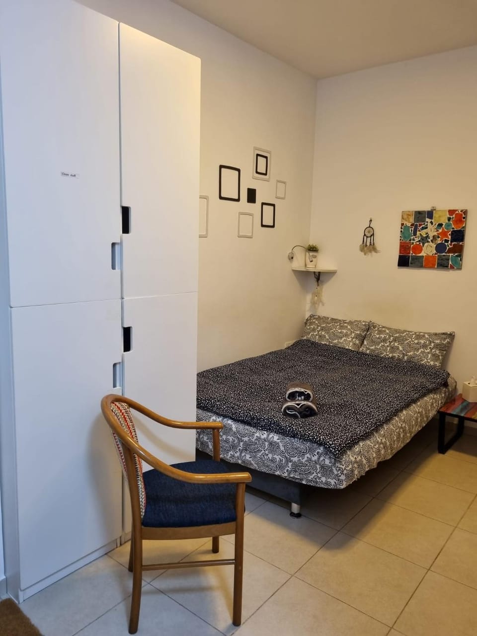 Bed, wardrobe