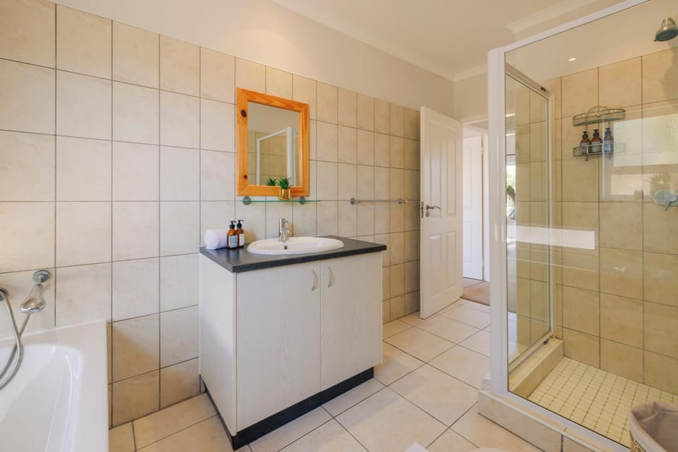 Shower, Bathroom, towels