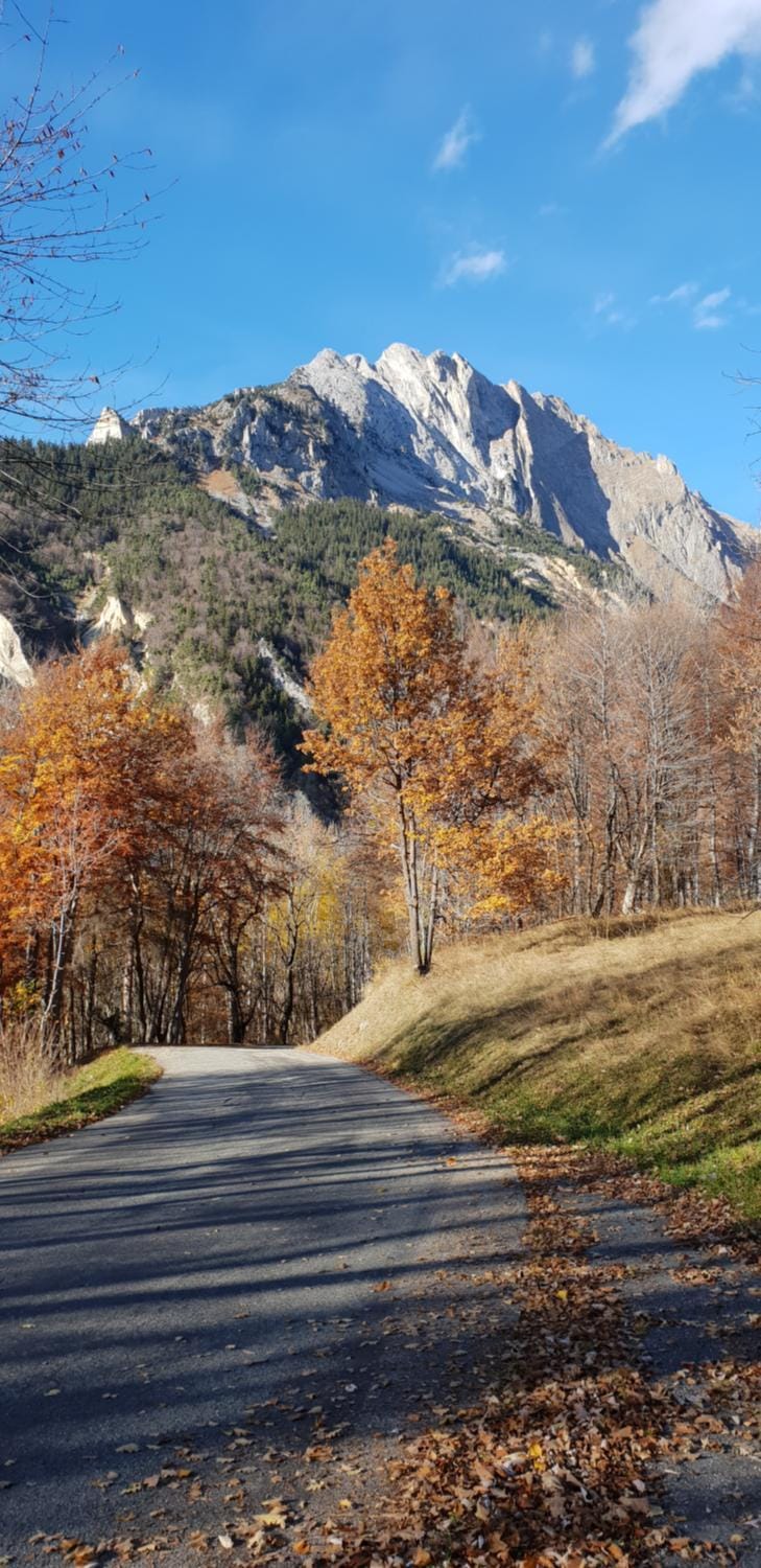 Nearby landmark, Natural landscape, Mountain view