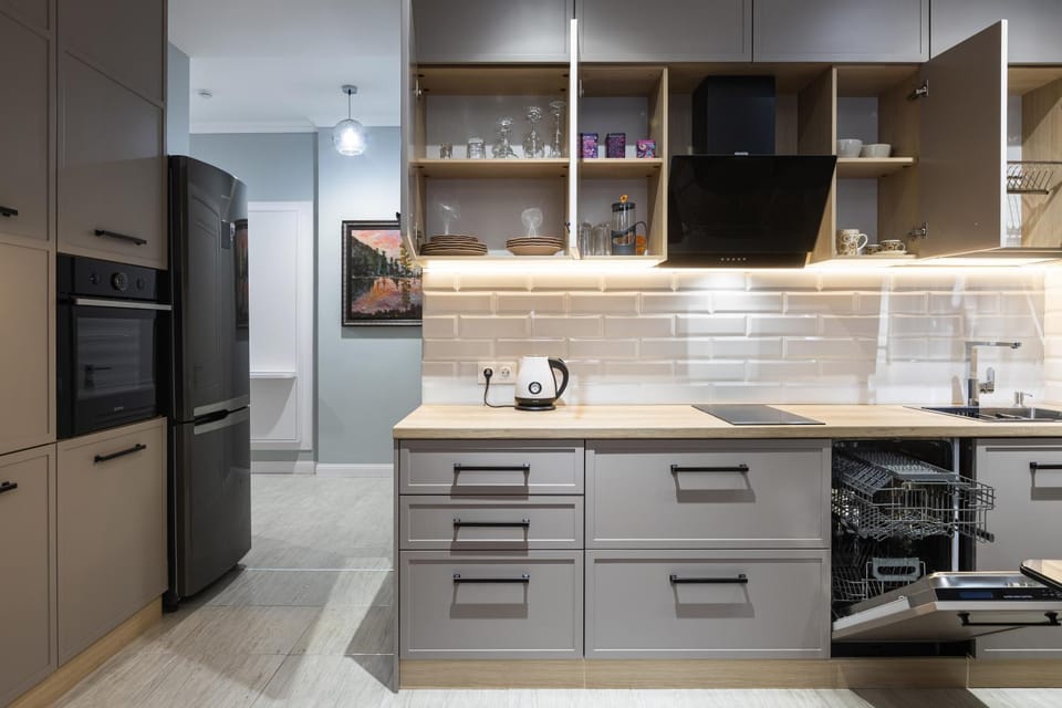 Coffee/tea facilities, Kitchen or kitchenette, dishwasher, minibar, pet friendly, stove
