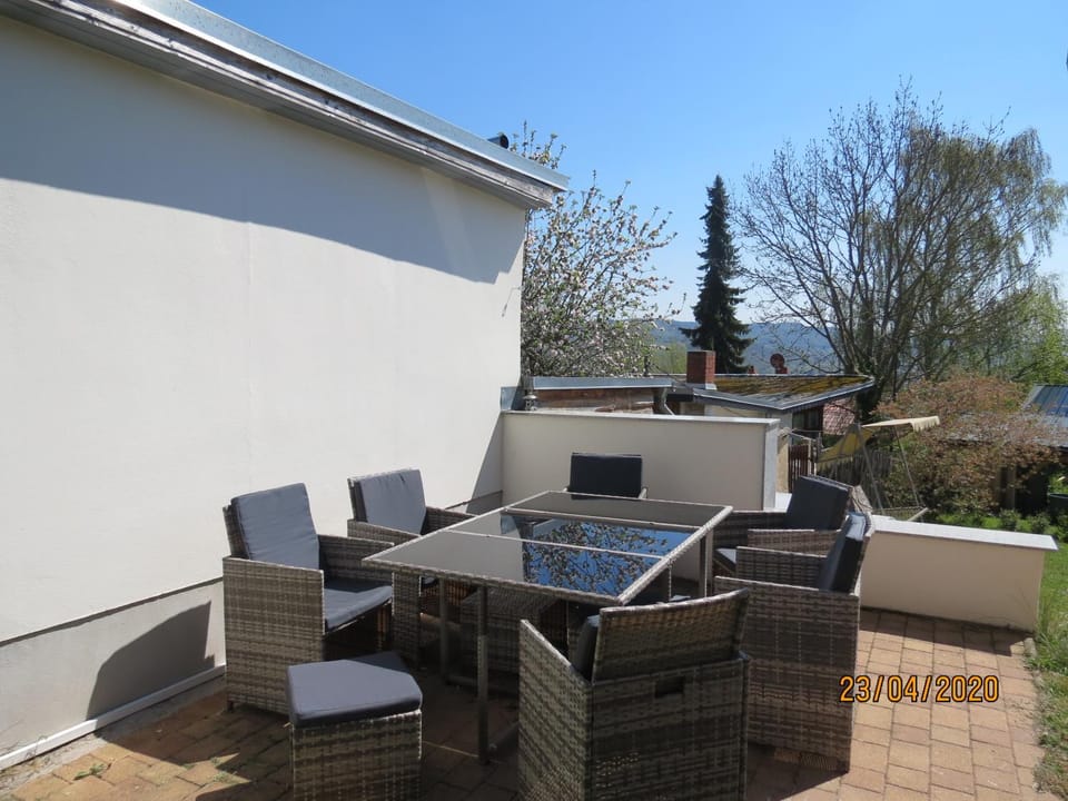 View (from property/room), Balcony/Terrace, Seating area, Dining area
