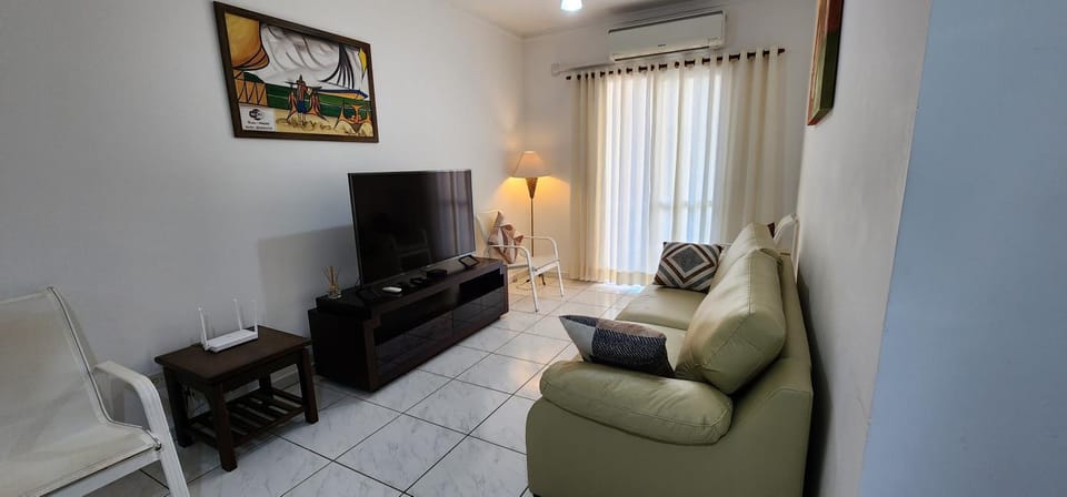 Communal lounge/ TV room, TV and multimedia, Living room