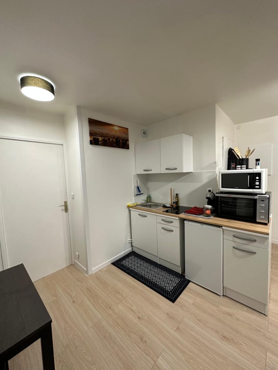 Kitchen or kitchenette, minibar, pet friendly, stove