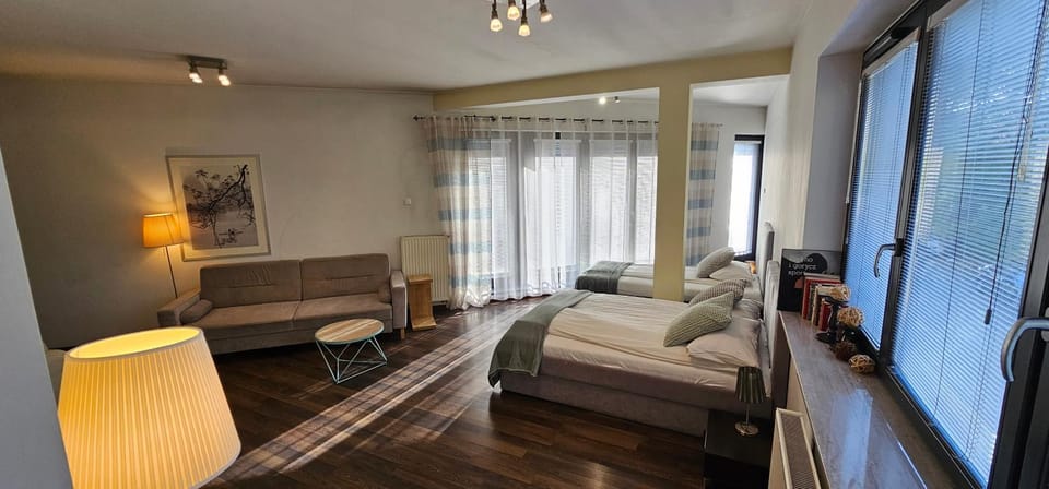 NEW Apartamenty Arkadia, VisitWarsaw Apartments Apartment in Warsaw