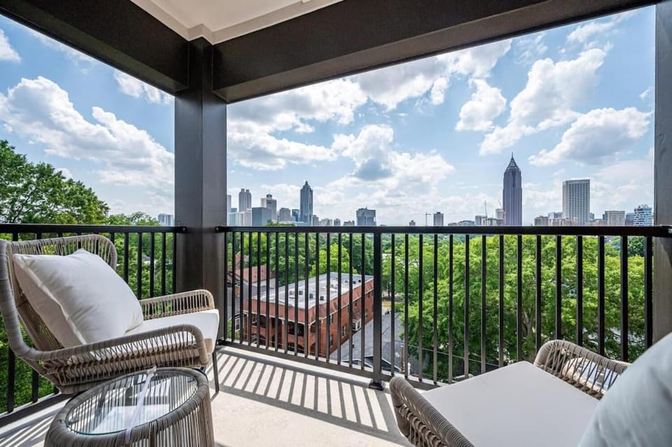 Downtown New-Built Roof-top balcony City View 525Pkwy502 House in Atlanta
