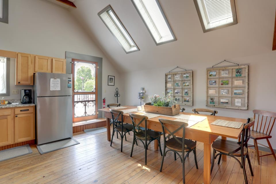 Pet-Friendly Loft Vacation Rental w/ Fire Pit! Apartment in Bemus Point