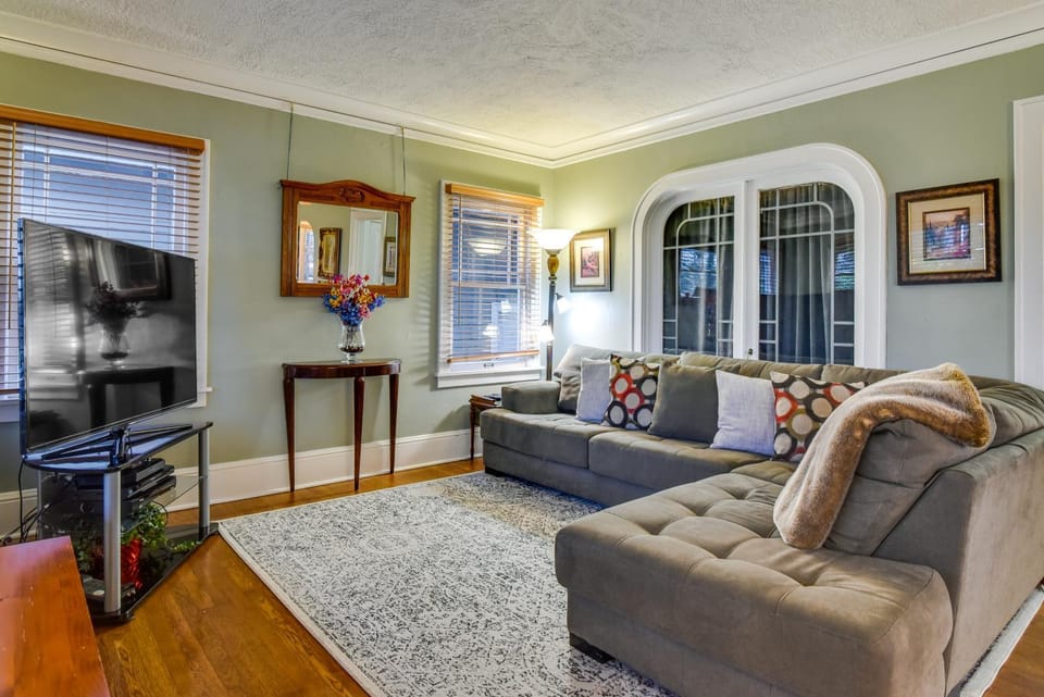 Walk to Williams District Home with Hot Tub and Patio House in Portland