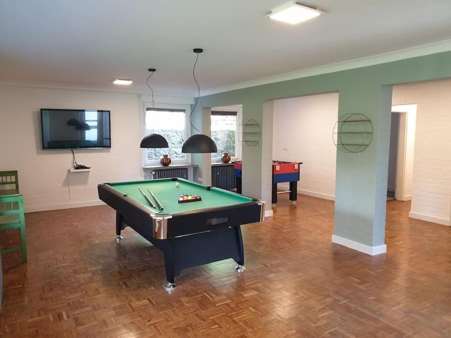 Billiard, Game Room, TV and multimedia