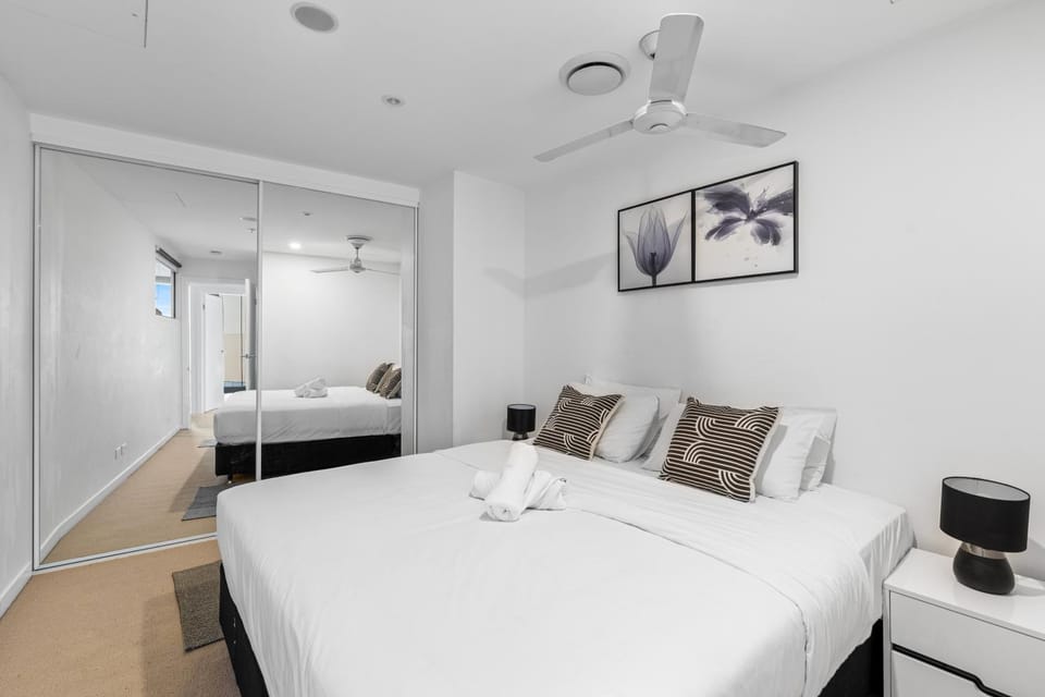 CBD RiverView 2Bed Apt Kingbed at Tallest building Apartment in Kangaroo Point