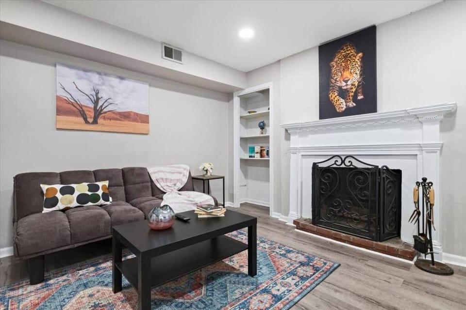 Newly Built 2 Bdrm-By Philly Center City Apartment in Philadelphia