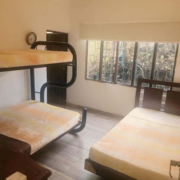 Acogedora casa campestre, con parqueadero privado Villa in Cundinamarca, Colombia