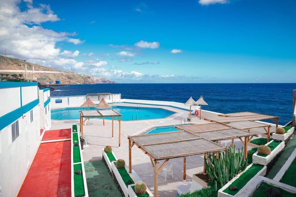Pool view, Sea view, Swimming pool