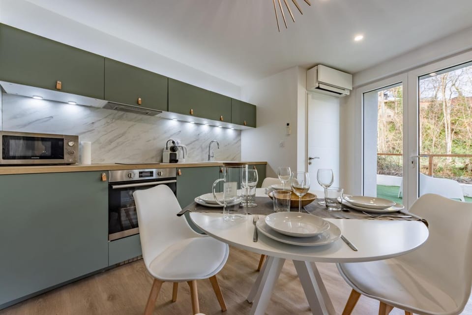 Le Green Duplex - Clim - Parking - Netflix - Nestor & Margot Apartment in Occitanie