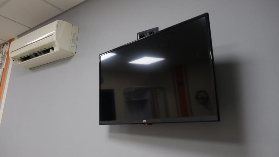 TV and multimedia, air conditioner