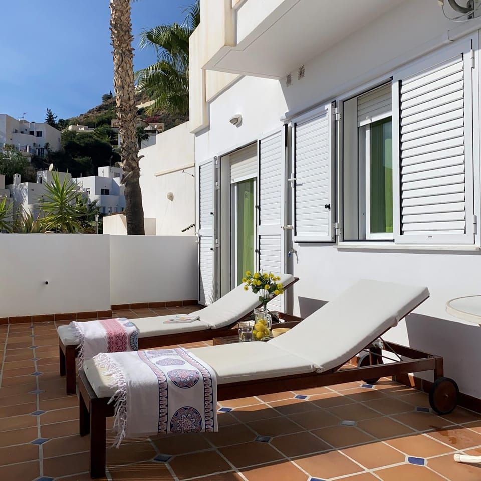Day, View (from property/room), Balcony/Terrace, sunbed