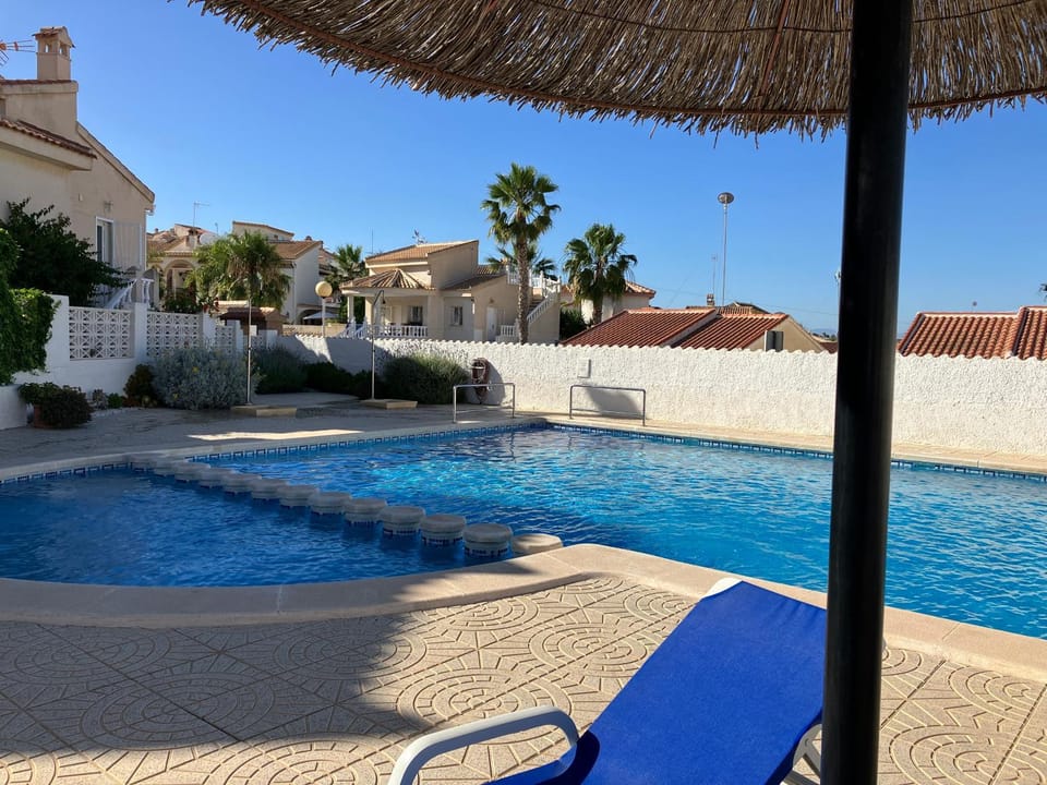 Day, Pool view, Swimming pool, Swimming pool, sunbed