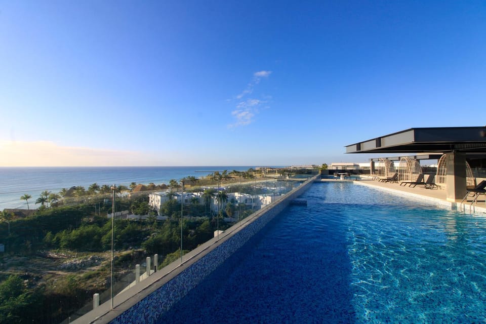 Natural landscape, Pool view, Sea view, Swimming pool, Swimming pool