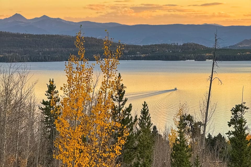 The Golden Moose Chalet House in Grand Lake