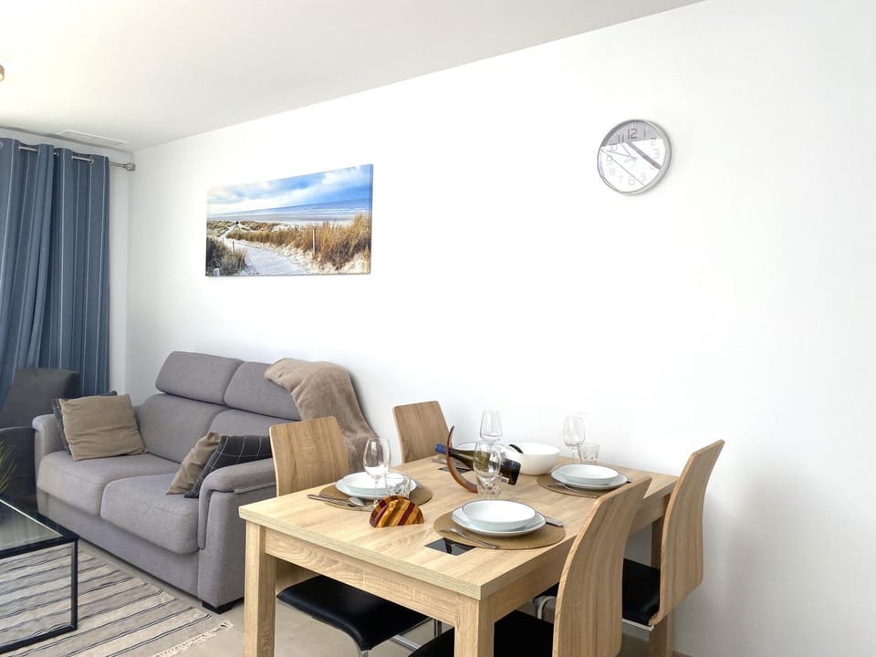 Lujoso Ático en Flamenca Village! Apartment in Vega Baja del Segura