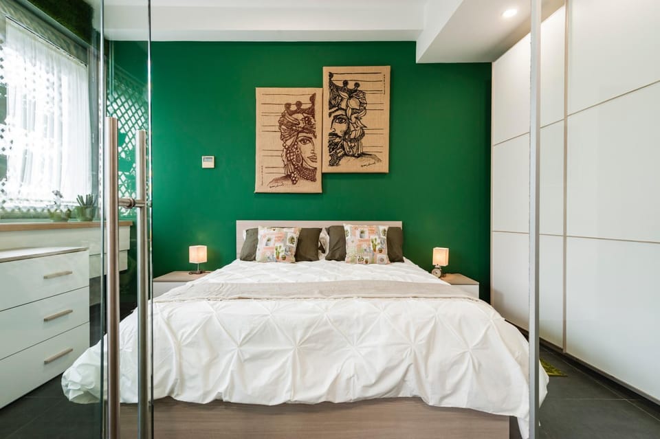 Bed, wardrobe