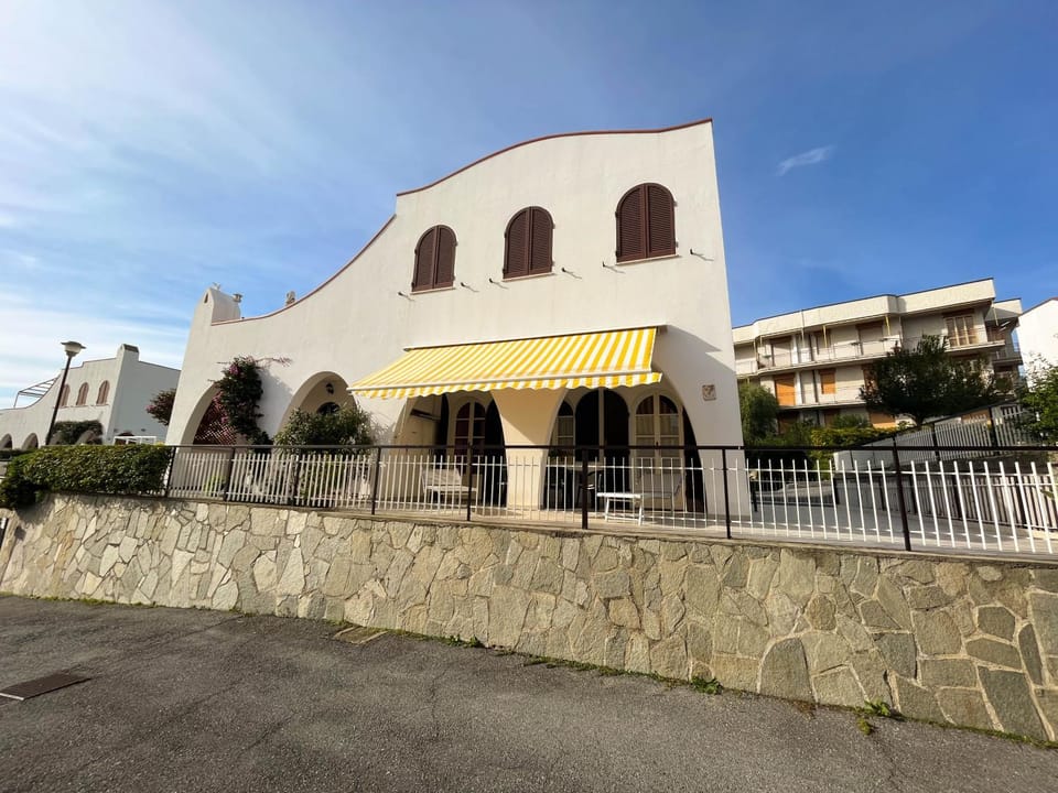 Property building, Landmark view