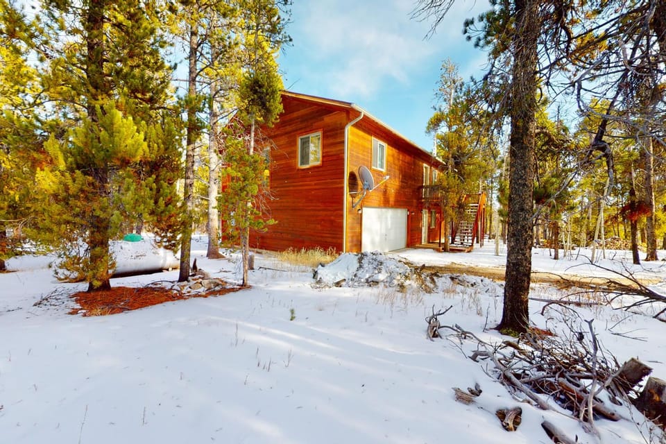 Lucky Bear's Lair House in Park County